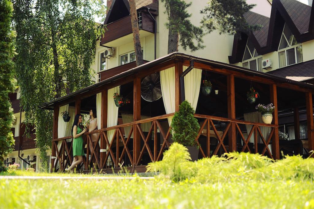 Ukraina Hotel Cherkasy Exterior photo